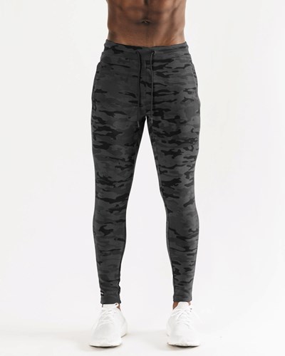 Alphalete Fitted Single-Brushed 30" Jogger Camouflage | HV0392547