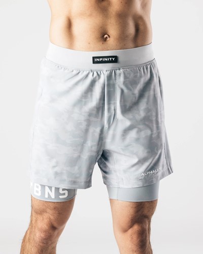 Alphalete Gefütterte Woven 4-Way Stretch 5" Kurzes Silber | JN5623847